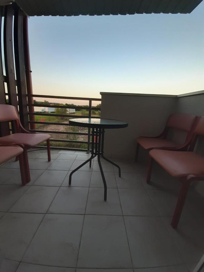 Apartma Moravske Toplice 16 Екстериор снимка